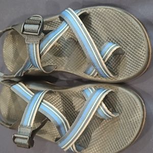 Chacos blue toe strap sandals